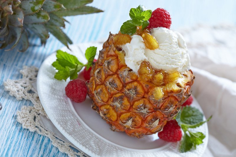 przepis na lody w ananasie