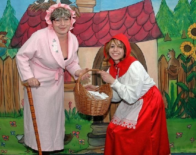 Poranek teatralny Czerwony Kapturek