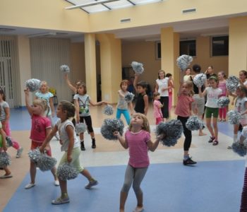 Nabór dziewczynek do zespołu Kids Dance we Wrocławiu