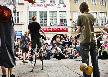 Freestyle Juggling