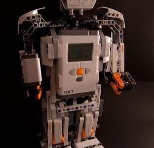 Wakacje w Robotowie: Warsztaty Robotyki – półkolonie!
