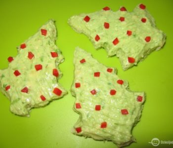 Przepis na świąteczne kanapki – choinki z awokado