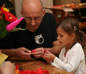 Popołudnie w Muzeum – Kwiaty łąk i ogrodów. Bukiet na Dzień Matki