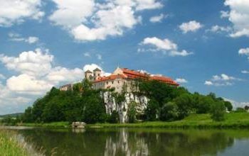 Męskie rodzinne podchody w Tyńc