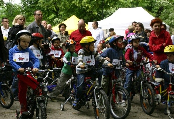 Tłumy małych cyklistów na Dziecięcych Wyścigach Rowerkowych!