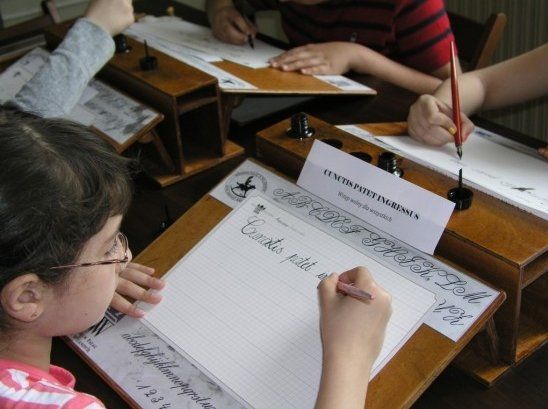 Wakacyjny kurs kaligrafii dla dzieci w wieku 7-10 lat