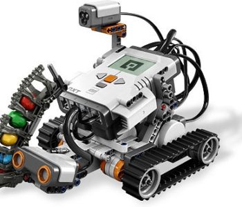 Półkolonie LEGO/ROBOTY: konstruowanie i programowanie robotów