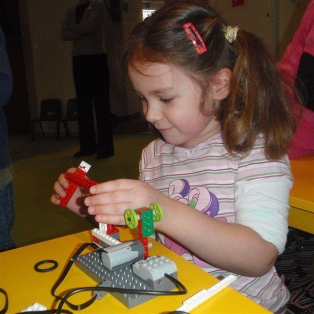 Warsztaty z robotyki i eksperymentów