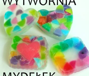 Warsztaty robienia mydełek glicerynowych.