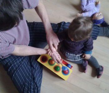 Zajęcia Yogi dla dorosłych z małymi dziećmi