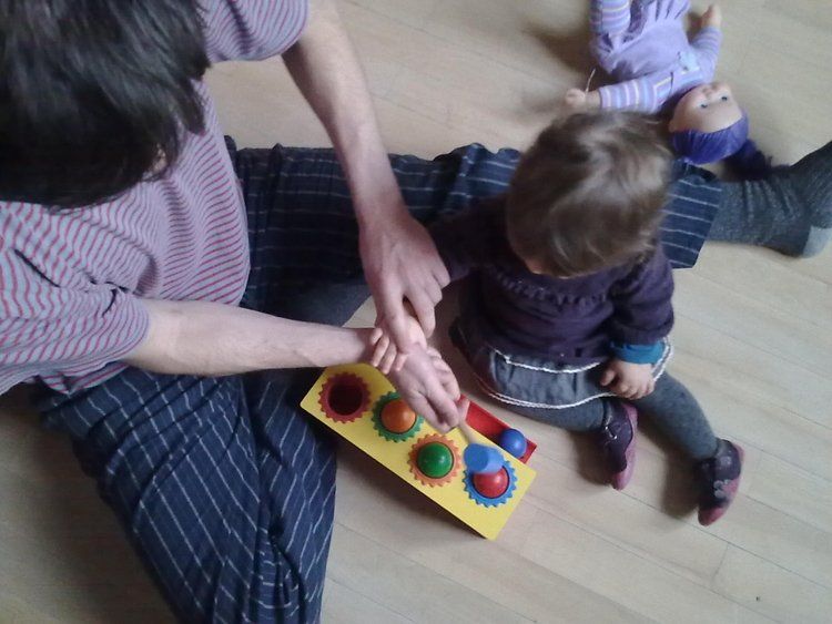 Zajęcia Yogi dla dorosłych z małymi dziećmi