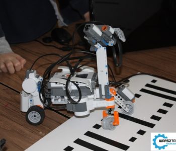 Budowanie i programowanie z Warsztatami Robotów!