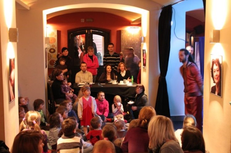 Spektakle dla dzieci w Cafe Foyer