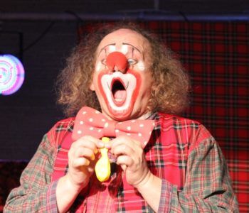 Odwiedź teatr z klaunem Pinezką! Rzeszów
