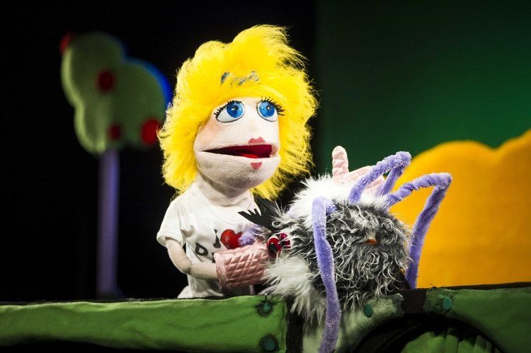 Teatr Kubuś dzieciom na Mikołaja – Kielce