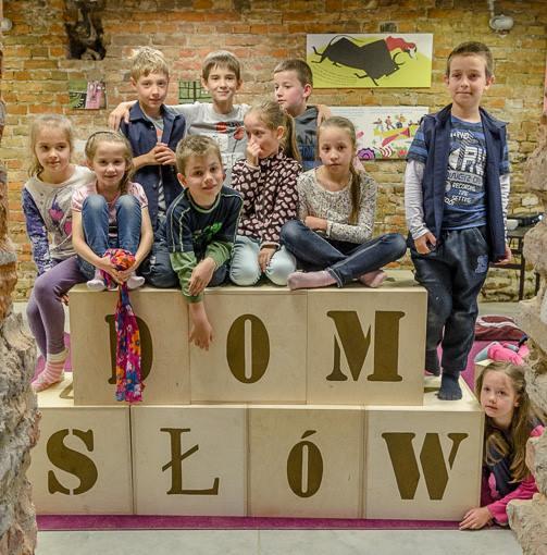 W oczekiwaniu na Święta – bezpłatne warsztaty tworzenia kalendarzy adwentowych  w Domu Słów!