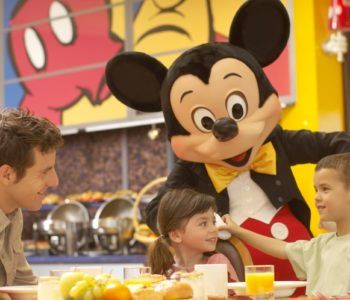 Promocja LATO 2015: Hotel i bilety wstępu do Disneylandu