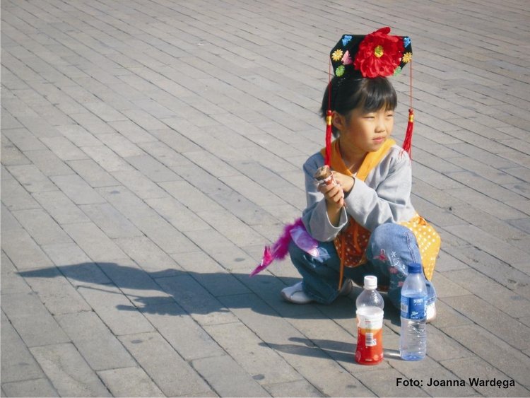Obchody chińskiego Nowego Roku 2015 dla dzieci
