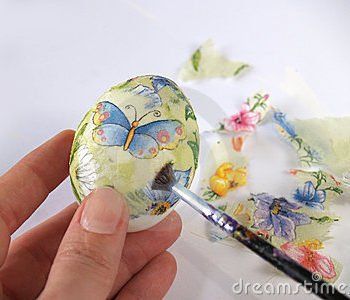Wielkanocne jajka decoupage