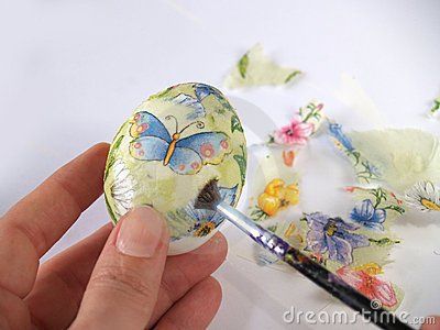 Wielkanocne jajka decoupage