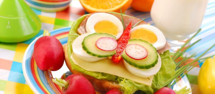 30 pomysłów na kolorowe kanapki dla dzieci