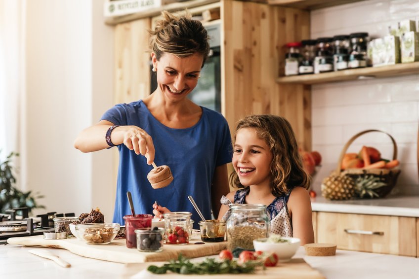 Co dawać dziecku jeść w upały porady dietetyka