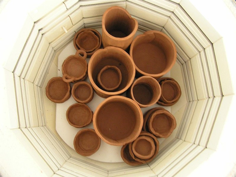 Lepimy wiosenne donice w Prcowni Ceramicznej Gliniana Kula