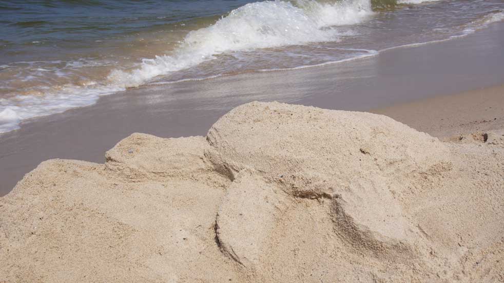 budowanie z piasku zabawy na plaży