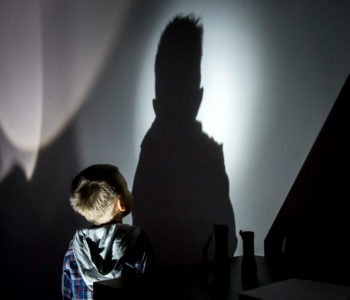 Listopadowe warsztaty dla dzieci w Cricotece – Światło a obraz