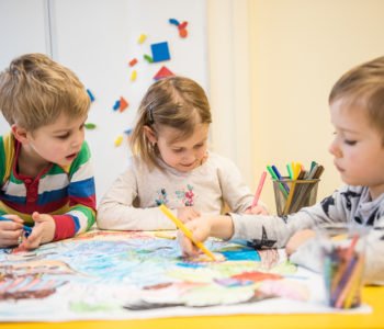 Zajęcia adaptacyjno-edukacyjne MiniCiuchcia dla dzieci od roku do 4 lat z opiekunem na Targówku