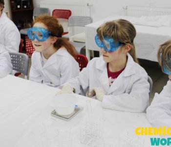 Wybuchowe warsztaty chemiczne dla dzieci
