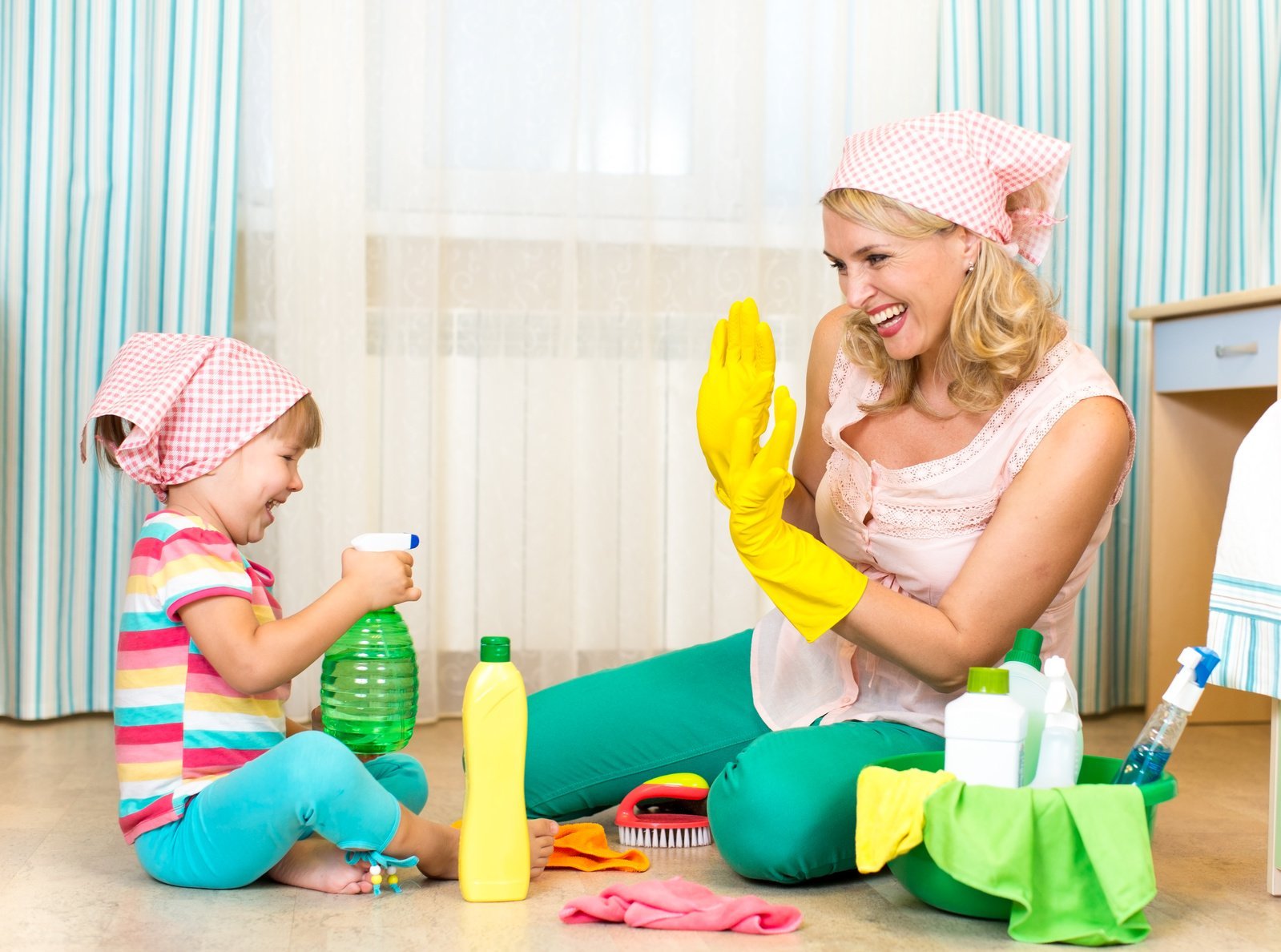 Zachęć dziecko do sprzątania w kilku łatwych krokach! Poradnik dla rodziców