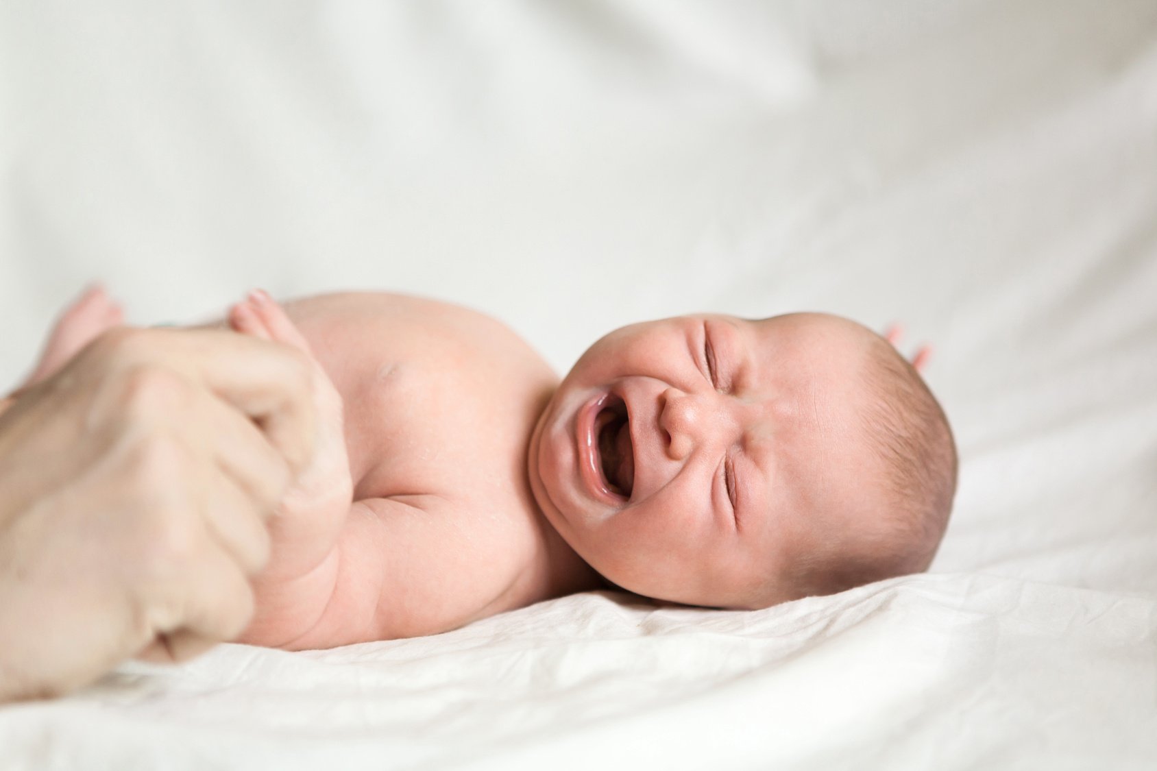 Dyschezja niemowlęca — jak pomóc dziecku z tą dolegliwością?