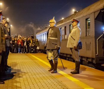 Zabytkowym pociągiem na Powstanie Wielkopolskie