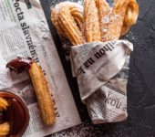 Warsztaty na tłusty czwartek: Oponki, pączki, faworki, churros