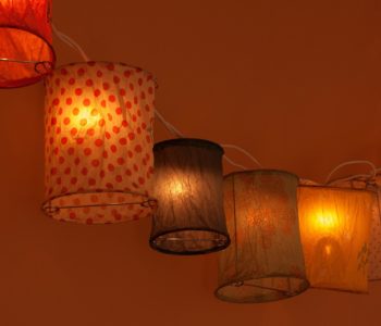 DUA - Warsztat: Świecące obiekty przestrzenne – papierowe lampiony