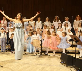 Koncert nie tylko dla dzieci: Śpiewajmy z Agatą Steczkowską. Piosenki świata