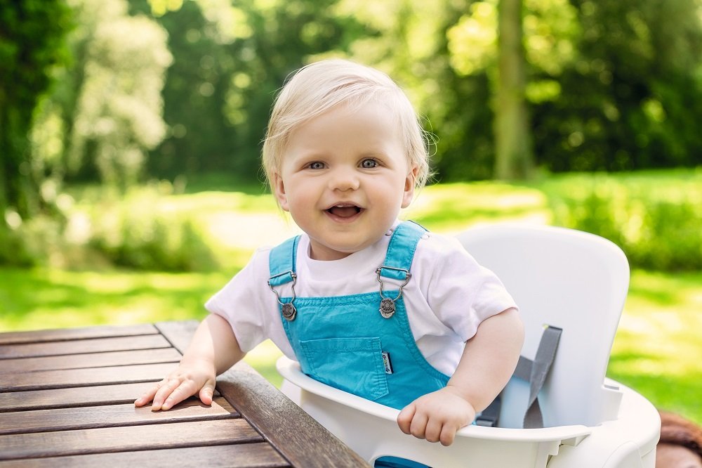 Przekąski dla niemowląt i małych dzieci – jakie produkty wybrać?