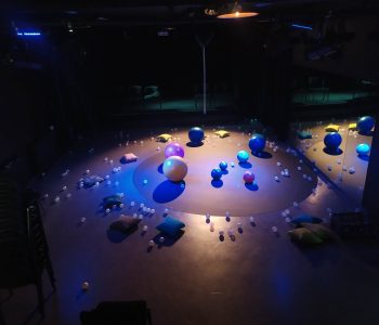 Teatr w Blokowisku: Hop w kosmos! Przedmikołajkowa podróż po Układzie Słonecznym