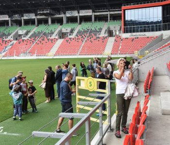 Poznajmy się na sportowo – zwiedzanie stadionu dla najmłodszych w języku ukraińskim. Tychy