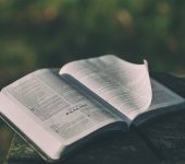 70 najpiękniejszych cytatów z Biblii