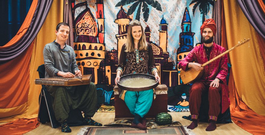 Pograjki: Namiot muzyki i opowieści, wędrówki po Bliskim Wschodzie