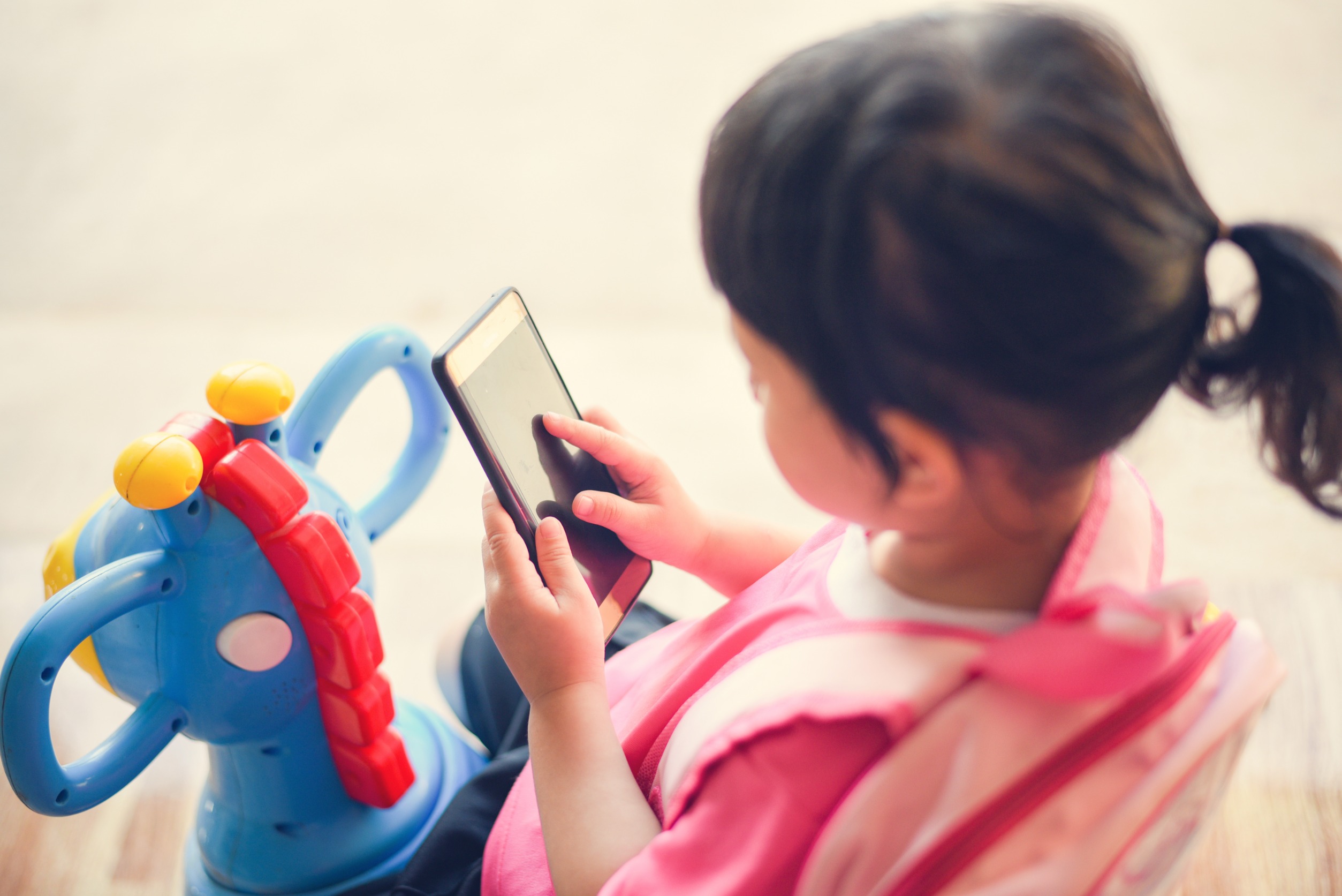Kontrola rodzicielska w telefonie – czym jest i jak ją uruchomić?