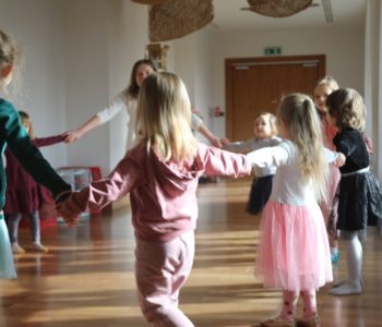 Strefa Zabawy: Taniec na lodzie – warsztaty taneczne dla dzieci