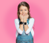 Smartwatch dla dziewczynki - dowiedz się dlaczego warto