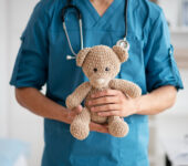 Pediatra online – jak uzyskać pomoc medyczną dla dziecka w 15 minut?