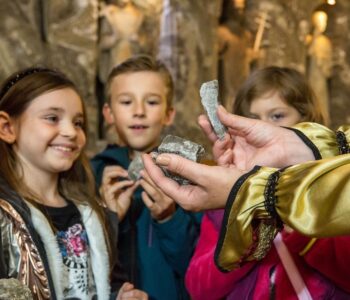 Rodzinne zwiedzanie „Białe złoto — Dar Księżnej Kingi