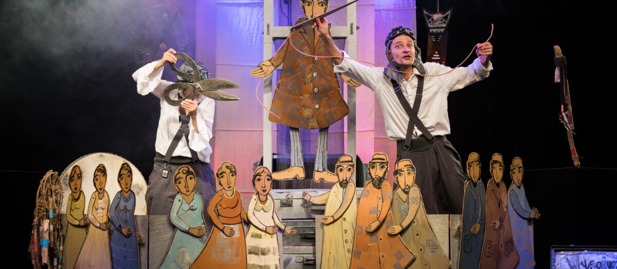 Dziecięca Scena Teatralna: KSIĘŻYC’owe Opowieści