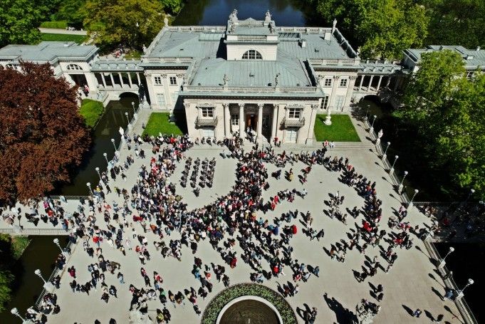Majówka 2025 w Łazienkach Królewskich. Piknik, bezpłatne zwiedzanie, koncerty