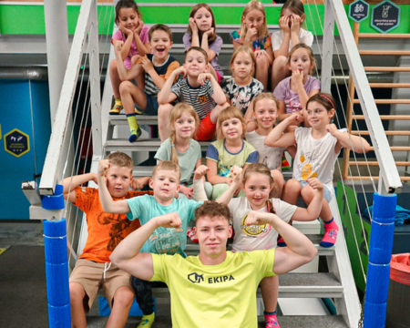 Wskocz w lato pełne zajawki! Aktywne wakacje z SALTOS w Łodzi